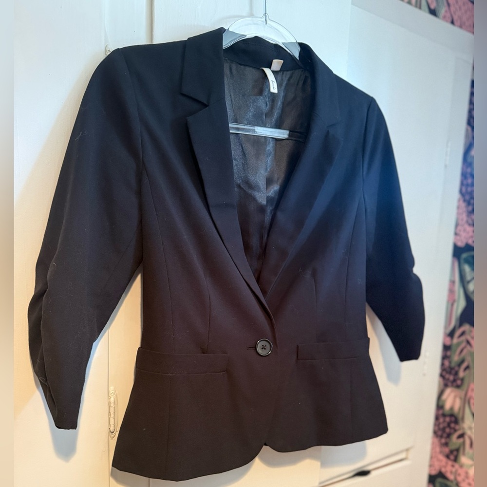 Frenchi Black 3/4 Ruched Sleeve Blazer - SZ S